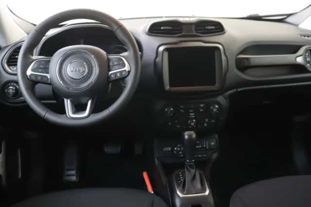 Jeep Renegade (2023) thumbnail 5