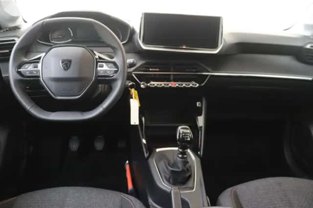 Peugeot 208 (2024) thumbnail 5