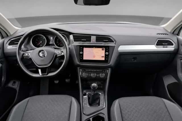 Volkswagen Tiguan (2019) thumbnail 4