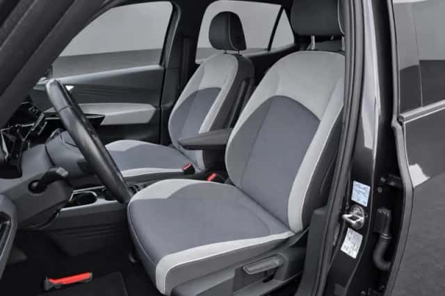Volkswagen ID.3 (2020) thumbnail 5