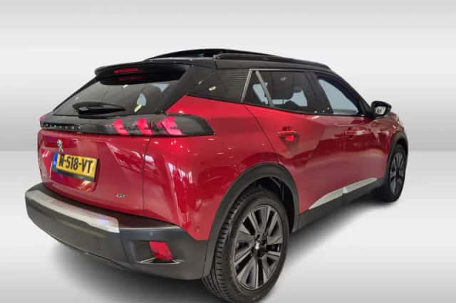 Peugeot e-2008 (2021) thumbnail 4
