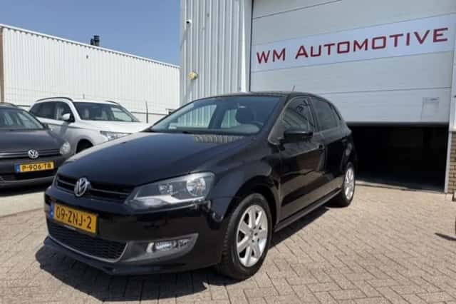 Volkswagen Polo (2013) thumbnail 1