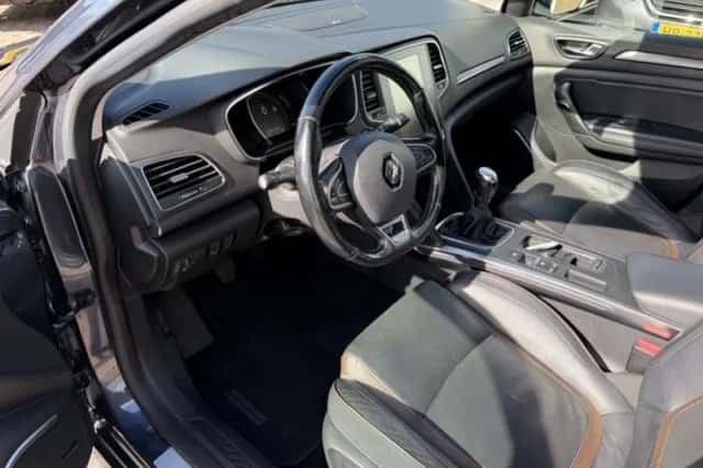 Renault Mégane (2017) thumbnail 4