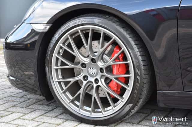 Porsche 911 (2016) thumbnail 6