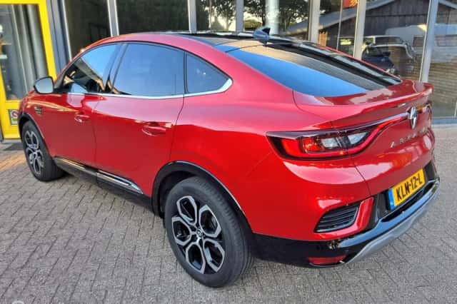 Renault Arkana (2022) thumbnail 5