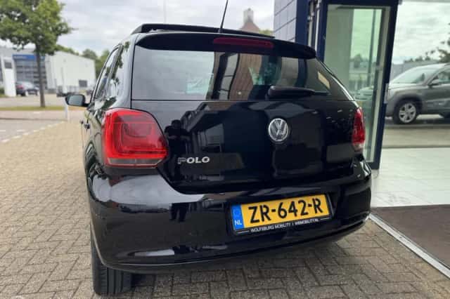 Volkswagen Polo (2012) thumbnail 4