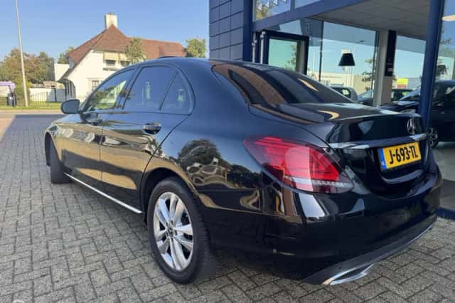 Mercedes-Benz C-Klasse (2019) thumbnail 3