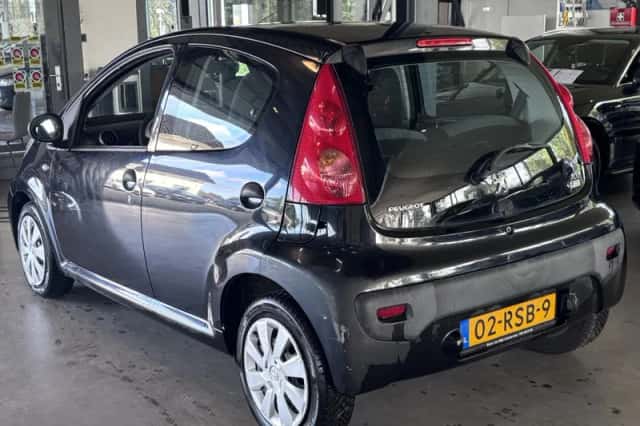 Peugeot 107 (2011) thumbnail 3