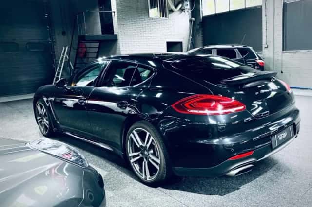 Porsche Panamera (2013) thumbnail 6