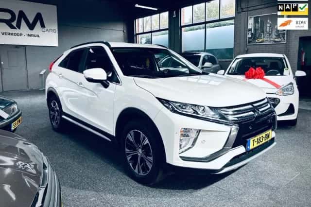 Mitsubishi Eclipse Cross (2018) thumbnail 1