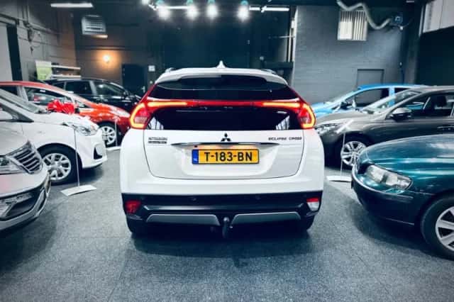 Mitsubishi Eclipse Cross (2018) thumbnail 5