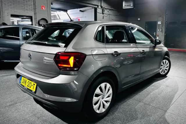 Volkswagen Polo (2019) thumbnail 4