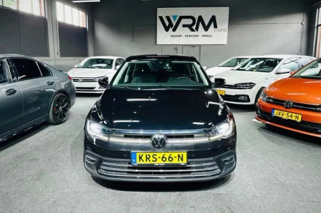 Volkswagen Polo (2022) thumbnail 2