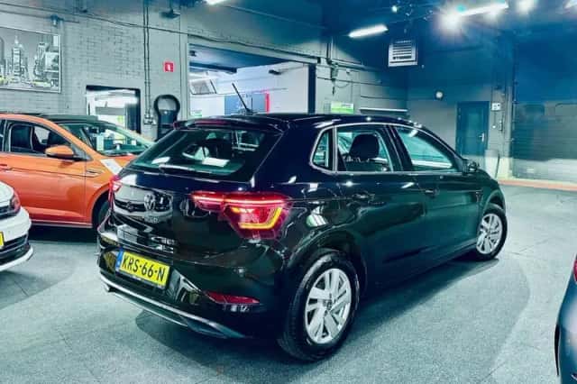 Volkswagen Polo (2022) thumbnail 4