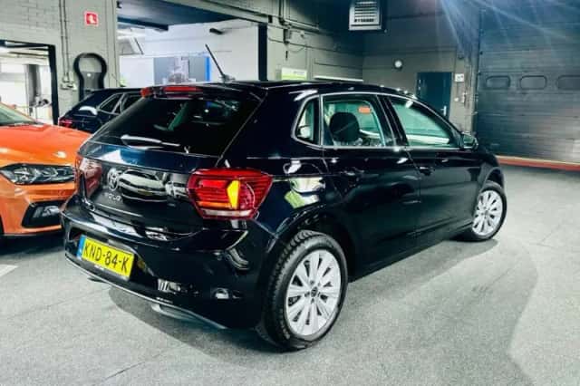 Volkswagen Polo (2021) thumbnail 4