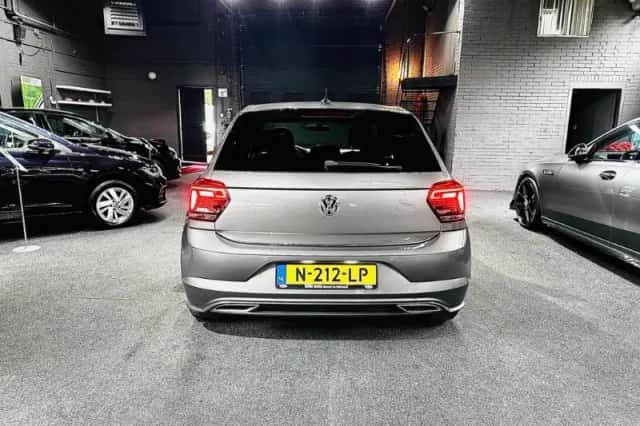 Volkswagen Polo (2018) thumbnail 5