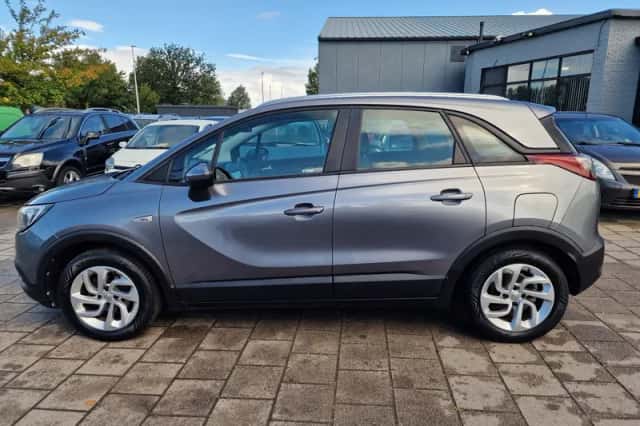 Opel Crossland X (2018) thumbnail 3