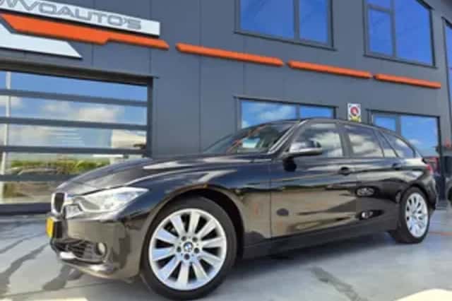BMW 3-Serie (2013) thumbnail 1