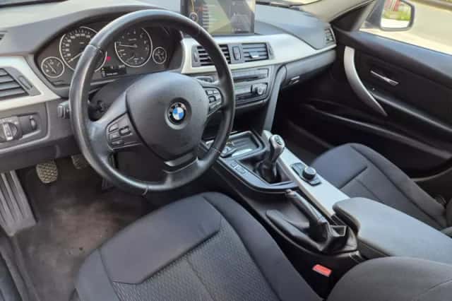 BMW 3-Serie (2013) thumbnail 6