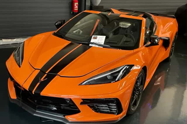 Chevrolet Corvette (2023) thumbnail 4