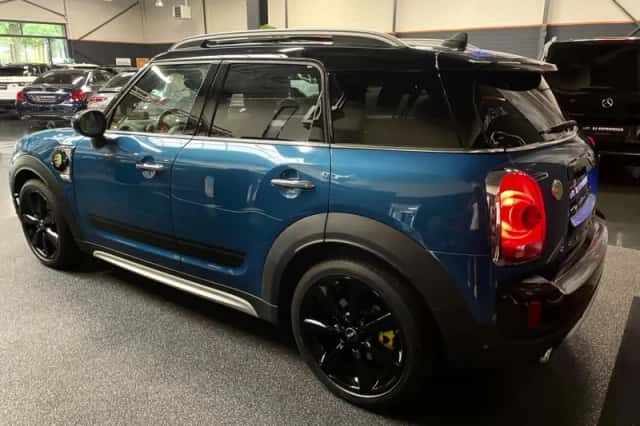 MINI Cooper (2017) thumbnail 6