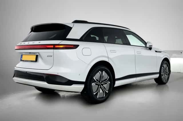 XPENG G9 (2026) thumbnail 2