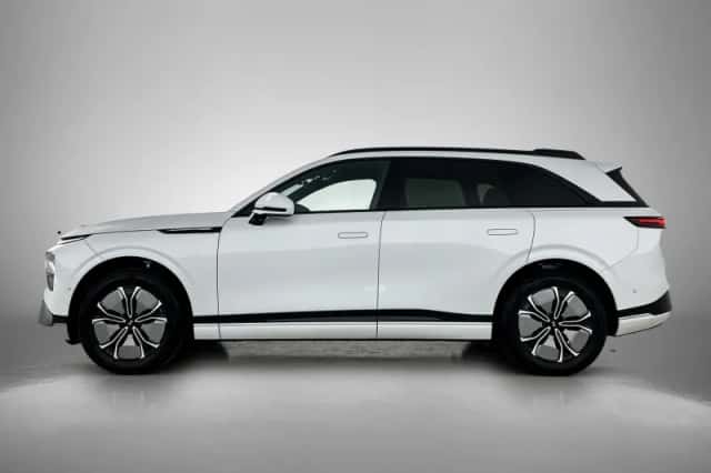 XPENG G9 (2026) thumbnail 3