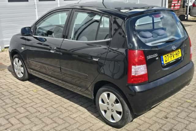 Kia Picanto (2004) thumbnail 5