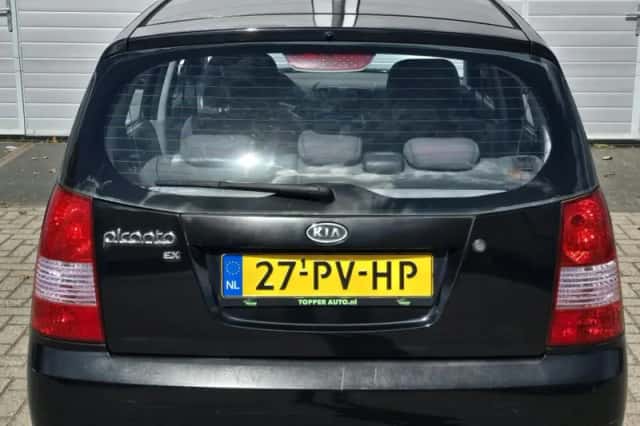 Kia Picanto (2004) thumbnail 6