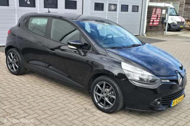 Renault Clio (2013) thumbnail 2