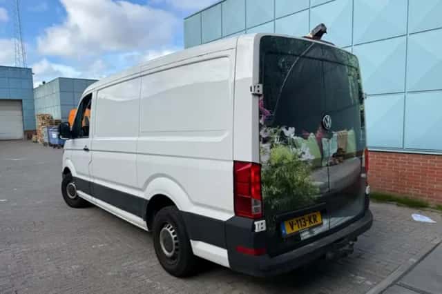 Volkswagen Crafter (2018) thumbnail 3