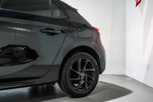 Opel Corsa (2023) thumbnail 5
