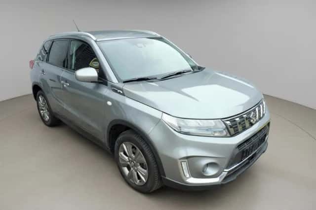 Suzuki Vitara (2020) thumbnail 2