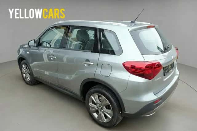 Suzuki Vitara (2020) thumbnail 3