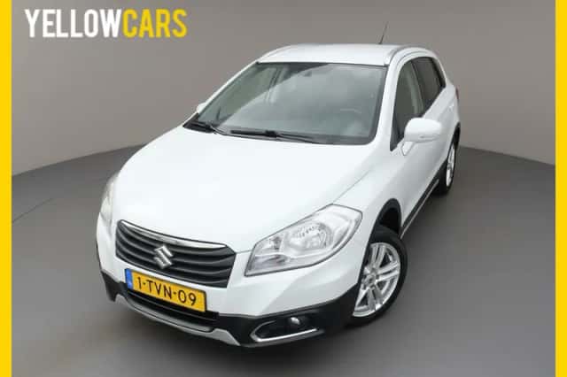Suzuki SX4 S-Cross (2014) thumbnail 1