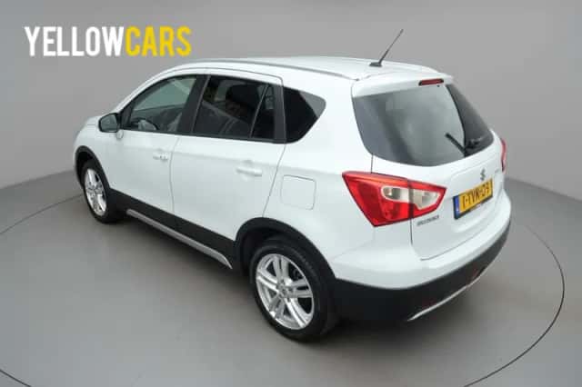 Suzuki SX4 S-Cross (2014) thumbnail 3