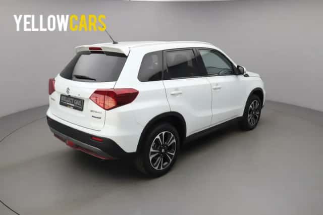 Suzuki Vitara (2021) thumbnail 3