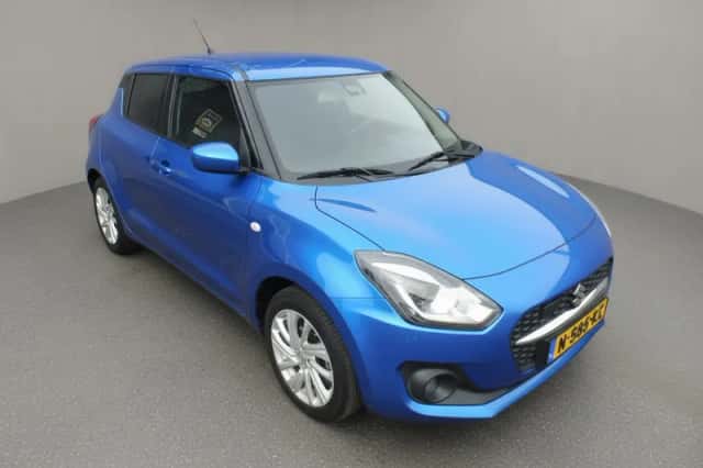 Suzuki Swift (2021) thumbnail 2