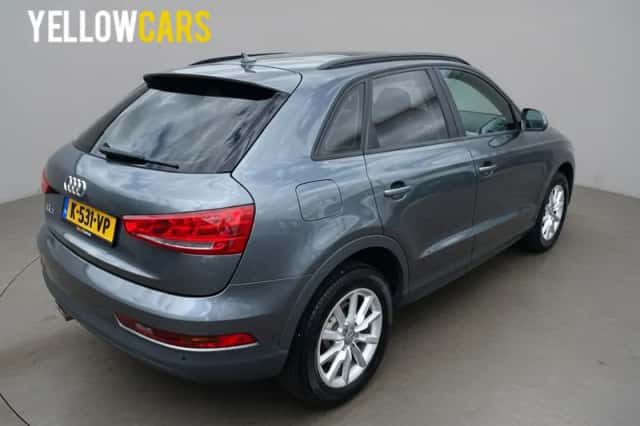 Audi Q3 (2017) thumbnail 4