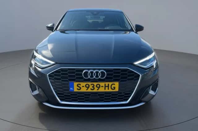Audi A3 (2023) thumbnail 6