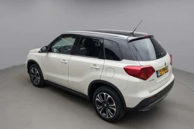 Suzuki Vitara (2019) thumbnail 3