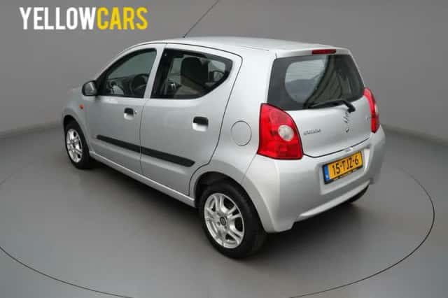 Suzuki Alto (2012) thumbnail 3