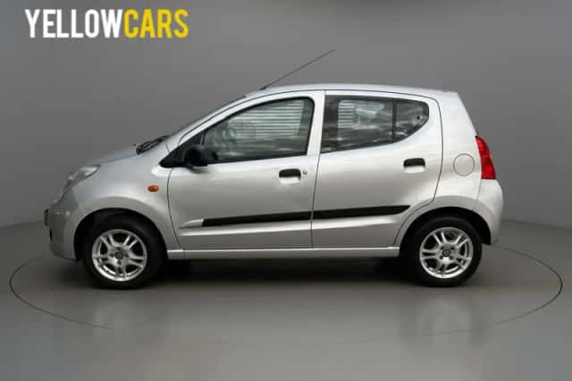 Suzuki Alto (2012) thumbnail 5