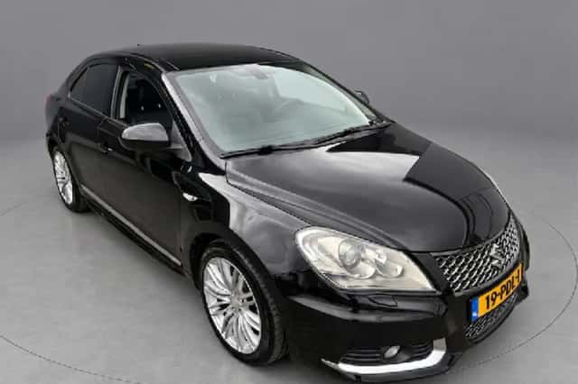 Suzuki Kizashi (2011) thumbnail 2
