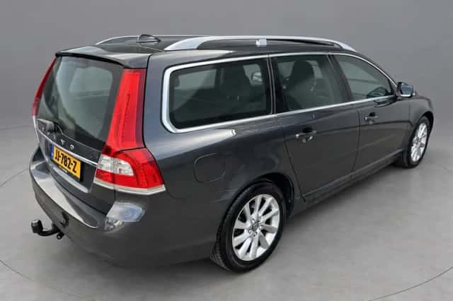 Volvo V70 (2016) thumbnail 5