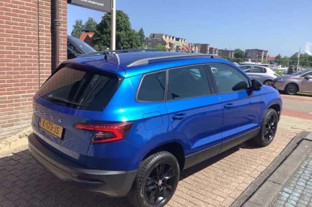 Škoda Karoq (2021) thumbnail 3
