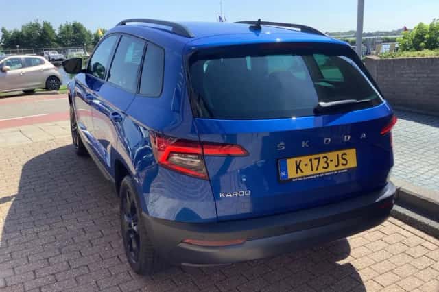 Škoda Karoq (2021) thumbnail 4