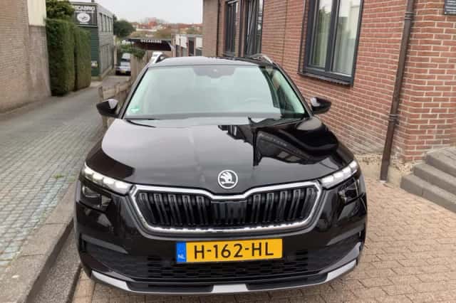 Škoda Kamiq (2020) thumbnail 2