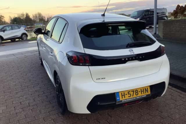 Peugeot 208 (2020) thumbnail 4