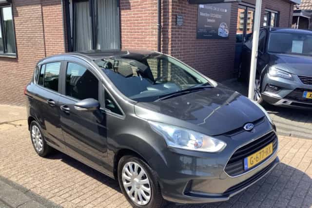 Ford B-Max (2017) thumbnail 2